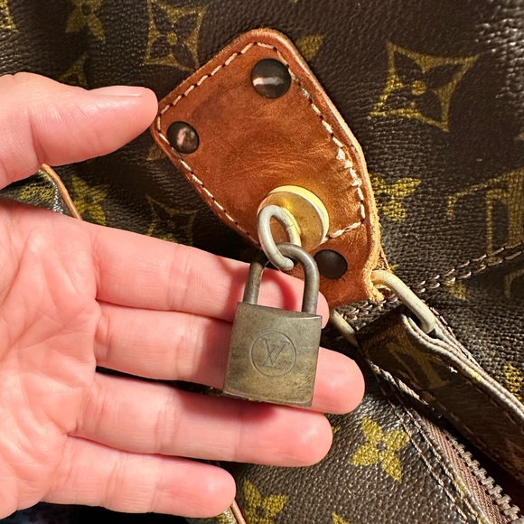 Louis Vuitton grand Marceau. - Picture 8 of 11